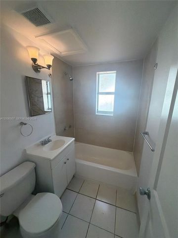 3669 Thomas Ave 10, Miami, FL 33133