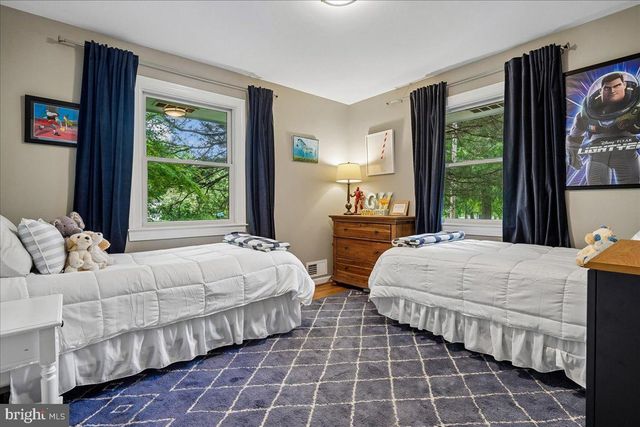 1014 POTOMAC LN, Alexandria, VA 22308