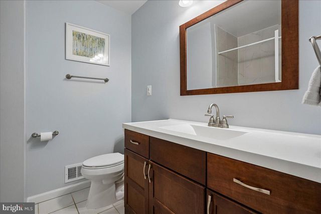 1014 POTOMAC LN, Alexandria, VA 22308