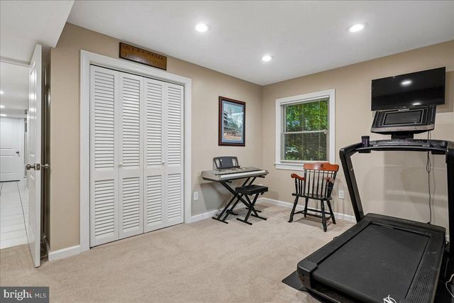 1014 POTOMAC LN, Alexandria, VA 22308