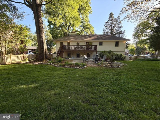 1014 POTOMAC LN, Alexandria, VA 22308