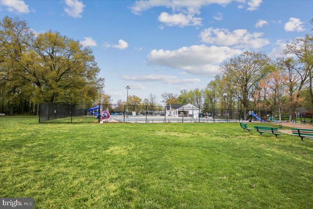 1014 POTOMAC LN, Alexandria, VA 22308