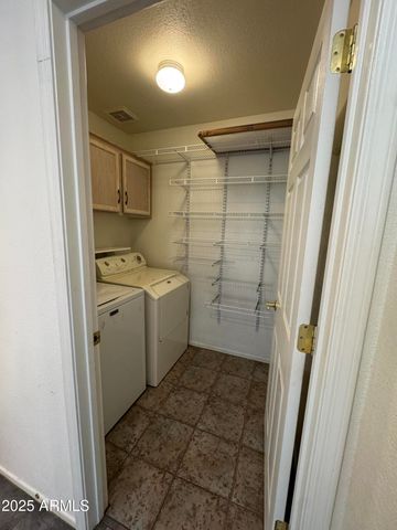 955 W COOLEY Drive, Gilbert, AZ 85233