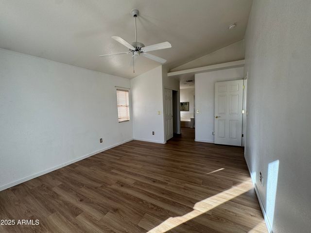 955 W COOLEY Drive, Gilbert, AZ 85233