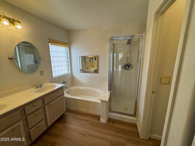 955 W COOLEY Drive, Gilbert, AZ 85233