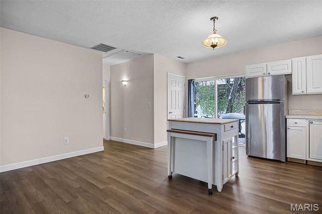 1232 Franklin Avenue, Edwardsville, IL 62025