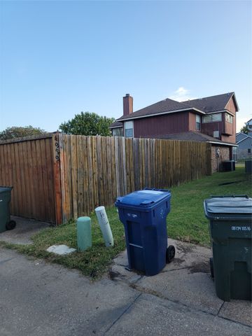 4929 Meadow Vista Place, Garland, TX 75043