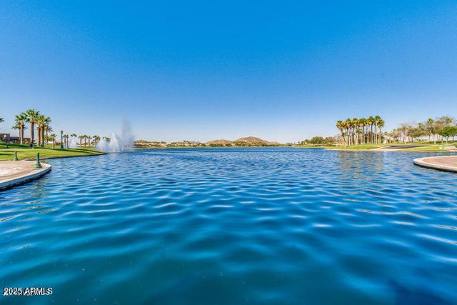 9083 S KRISTA Drive E 2, Goodyear, AZ 85338