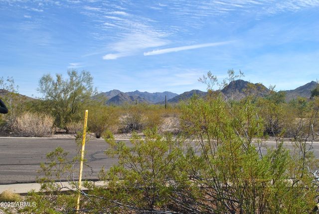 9083 S KRISTA Drive E 2, Goodyear, AZ 85338