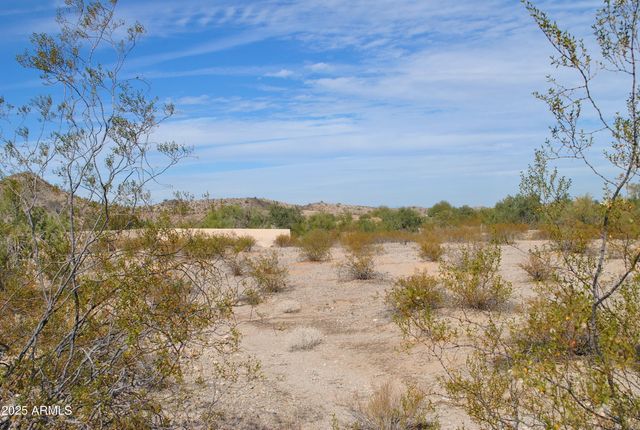 9083 S KRISTA Drive E 2, Goodyear, AZ 85338