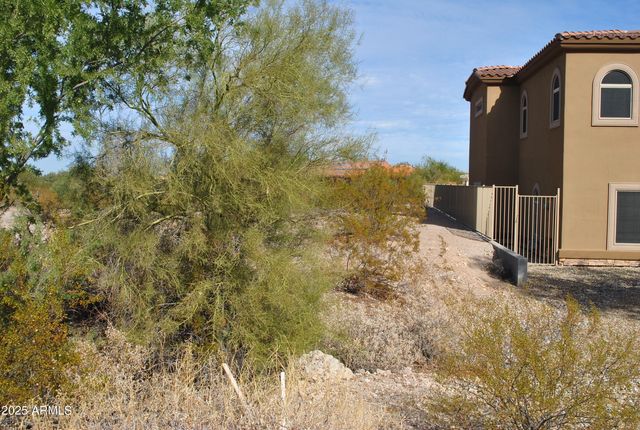 9083 S KRISTA Drive E 2, Goodyear, AZ 85338