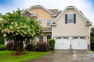 3510 Meadow Glen Court, Clemmons, NC 27012