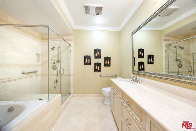 4949 Genesta Avenue 201, Encino (los Angeles), CA 91316