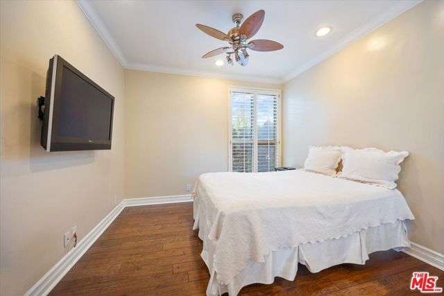 4949 Genesta Avenue 201, Encino (los Angeles), CA 91316