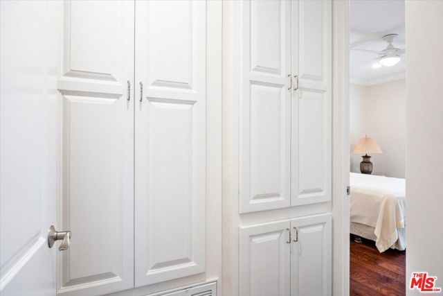 4949 Genesta Avenue 201, Encino (los Angeles), CA 91316