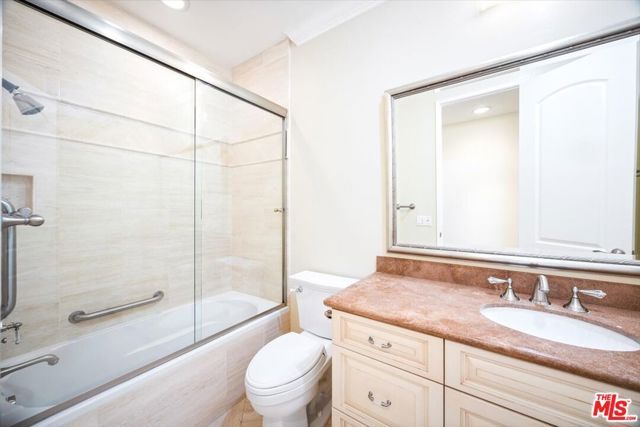 4949 Genesta Avenue 201, Encino (los Angeles), CA 91316