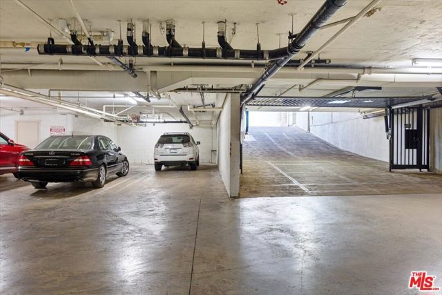 4949 Genesta Avenue 201, Encino (los Angeles), CA 91316