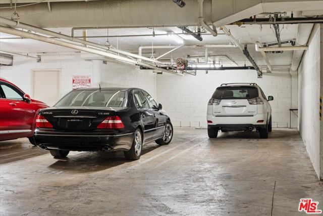 4949 Genesta Avenue 201, Encino (los Angeles), CA 91316