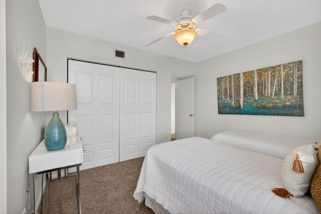 505 Spencer Drive 211, West Palm Beach, FL 33409