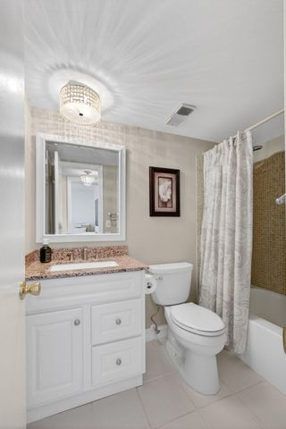 505 Spencer Drive 211, West Palm Beach, FL 33409