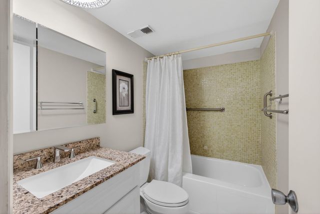 505 Spencer Drive 211, West Palm Beach, FL 33409