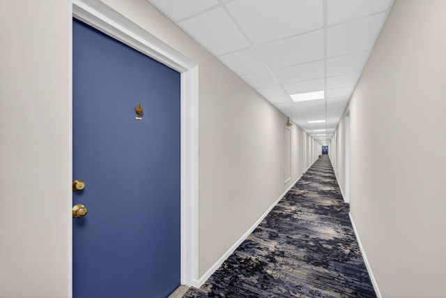 505 Spencer Drive 211, West Palm Beach, FL 33409