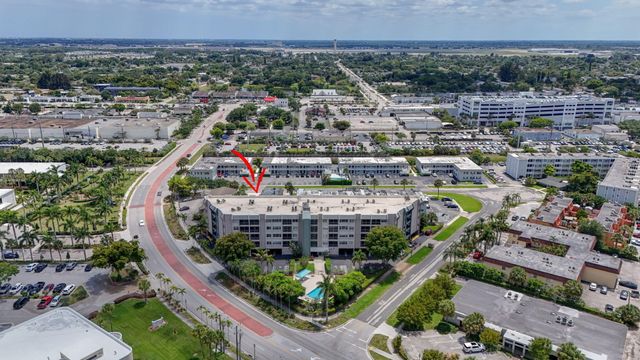 505 Spencer Drive 211, West Palm Beach, FL 33409