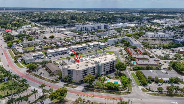 505 Spencer Drive 211, West Palm Beach, FL 33409