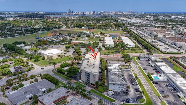 505 Spencer Drive 211, West Palm Beach, FL 33409