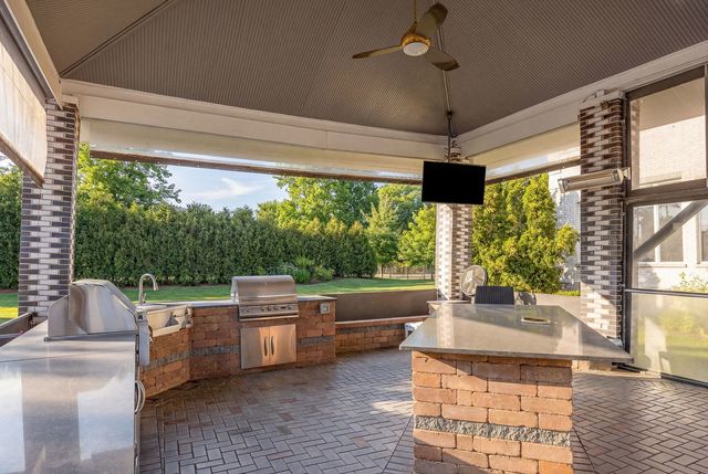 1 Bell Oak Lane, Lemont, IL 60439