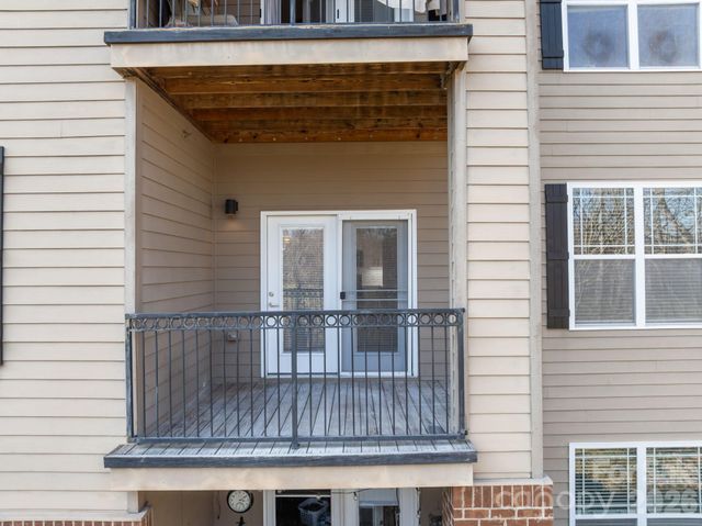 176 Brickton Village Circle 206, Fletcher, NC 28732
