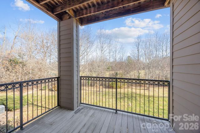 176 Brickton Village Circle 206, Fletcher, NC 28732