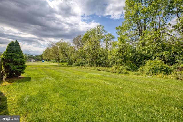 886 WOODRIDGE DR, Middletown, PA 17057