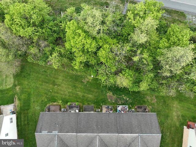 886 WOODRIDGE DR, Middletown, PA 17057