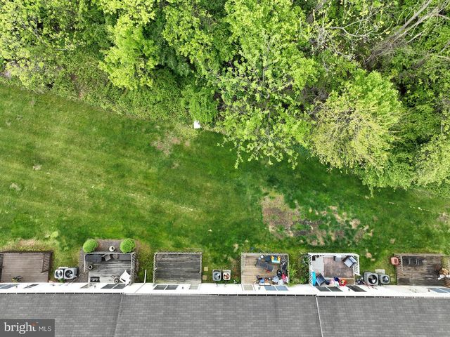 886 WOODRIDGE DR, Middletown, PA 17057