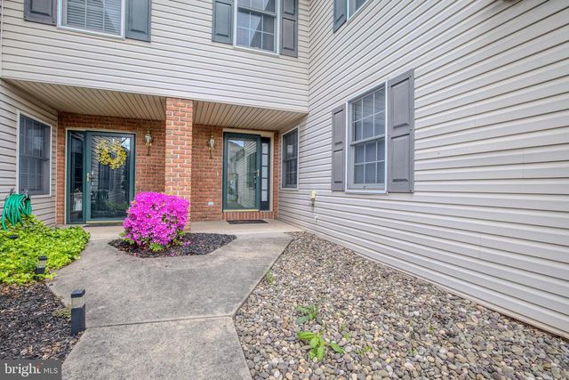 886 WOODRIDGE DR, Middletown, PA 17057