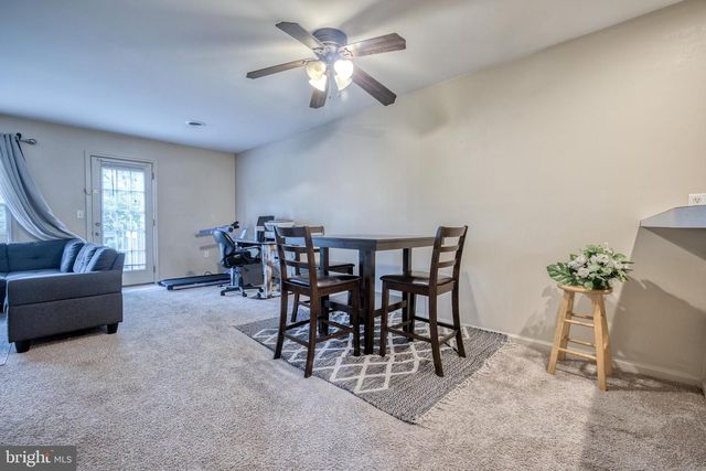 886 WOODRIDGE DR, Middletown, PA 17057