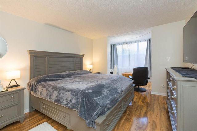 2024 BLUE HAWK COURT 1813, Clearwater, FL 33762