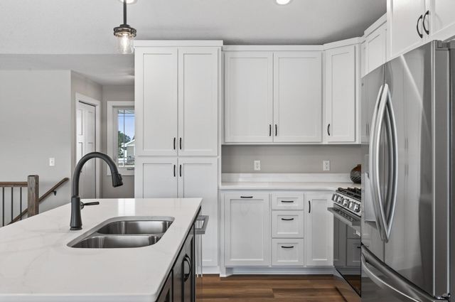 38639 Hawthorne Avenue, North Branch, MN 55056