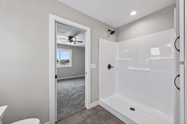 38639 Hawthorne Avenue, North Branch, MN 55056