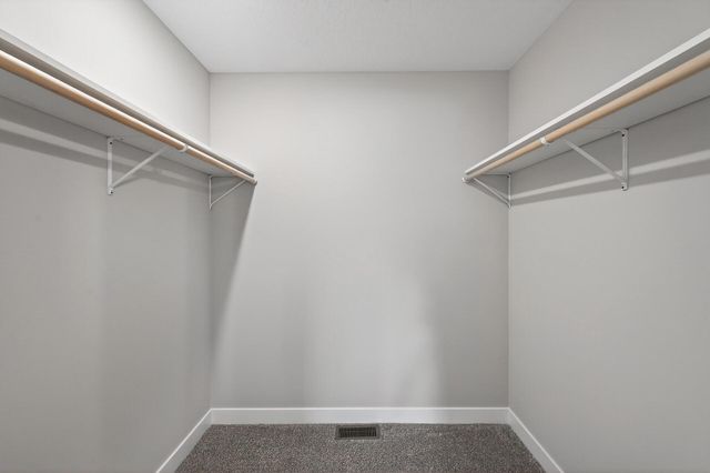 38639 Hawthorne Avenue, North Branch, MN 55056