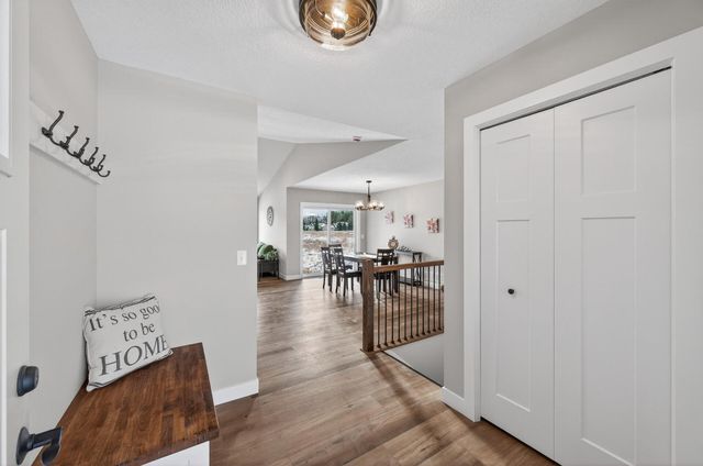 38639 Hawthorne Avenue, North Branch, MN 55056