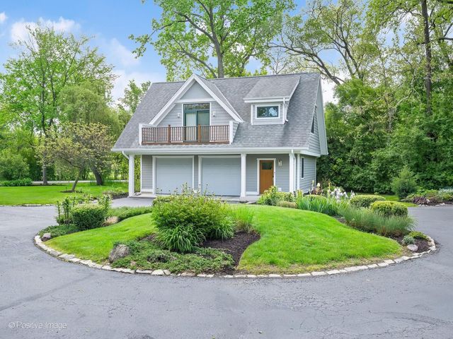 1040 S Edgewood Avenue, La Grange, IL 60525