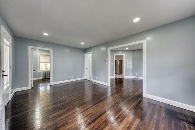 524 Broad Street, Bristol, CT 06010