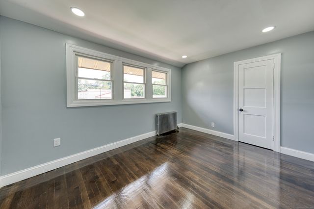 524 Broad Street, Bristol, CT 06010