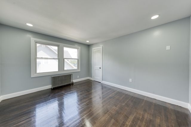 524 Broad Street, Bristol, CT 06010