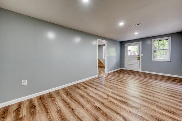 524 Broad Street, Bristol, CT 06010