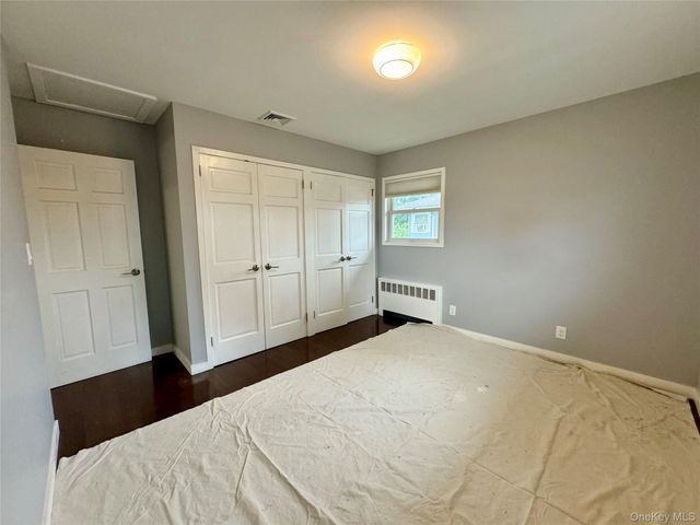 68 Jamaica Avenue, Plainview, NY 11803
