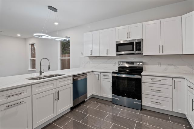264 Starboard Drive, Gun Barrel City, TX 75156
