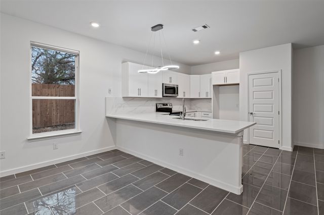 264 Starboard Drive, Gun Barrel City, TX 75156